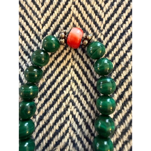Tibetan Ritual Green Beaded Necklace With Lapis Lazuli Pendant Red Tassels - Picture 9 of 11